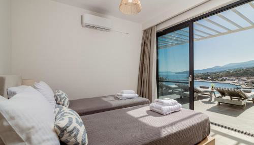 Villa Paganos - Foto 2