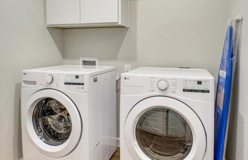 8 Mi to TTU! Pet-Friendly Home with Patio and Yard - Foto 23