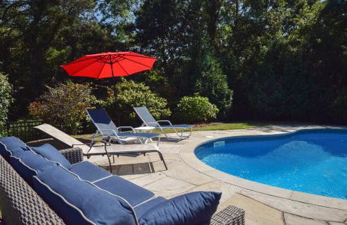 Beautiful Spacious Family Retreat w Pool - Foto 28