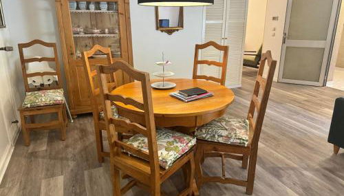 Schöne 2-Zi-Whg Küche Bad Terrasse Parken - Foto 2