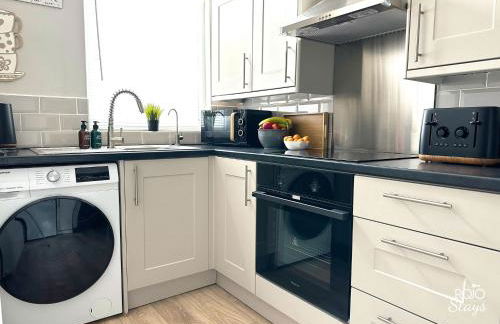 3 bedroom Leeds home for contractors & professionals with free Parking and Netflix nr motorway 5 mins to Royal Armouries - Foto 3