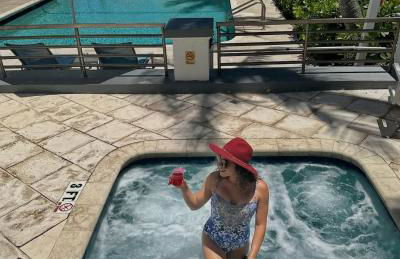 Luxury Waterfront Condo Hilton Hotel Amenities Beach Pool Jacuzzi Jetskis Gym - Foto 23