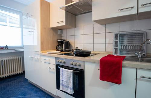 Serviceroom24 - Apartment 2 in Gladbeck WLAN - Smart-TV - 24-7 Check-in und Küche - Foto 18