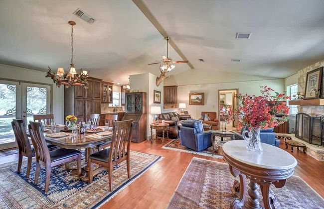 Stunninghome on The Blanco River - Foto 9