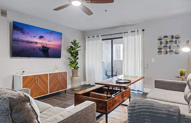 Beautiful Newly Remodeled 2-bdrm Biltmore Condo! - Foto 10