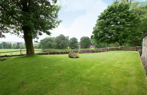 Tullibole Castle Longhouse - Photo 12
