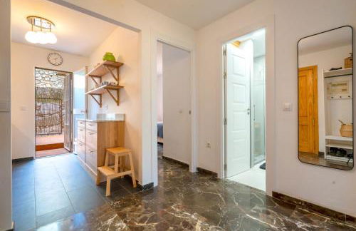 2 bedrooms with pool, terrace and balcony - Photo 20