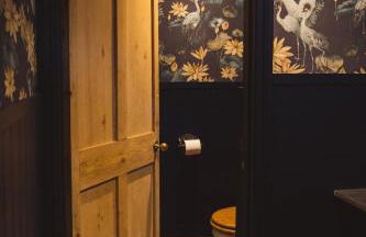 Luxury House Sleeps 14 With Secret Bar Near Bath - Photo 65