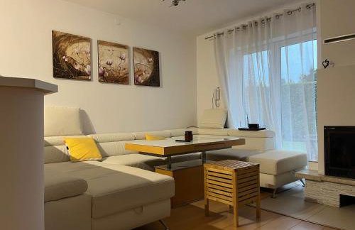 Ogrodzony dom nad morzem na wyłączność Rewa - Foto 16