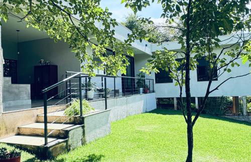 Casa Brumadinho vista da Serra da Moeda e Inhotim - Foto 8