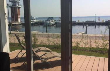 Hafendorf Haus 7 Apartment 5 Nr 89 Parkplatz am Haus - Foto 1