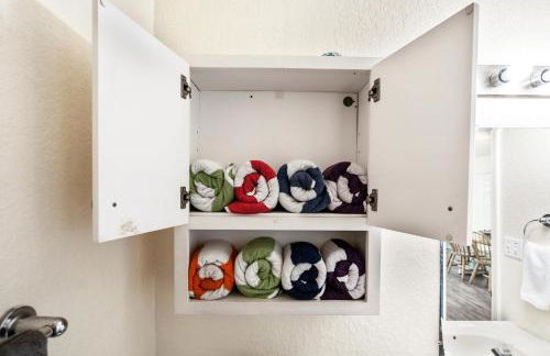 Oceanfront 2BR Cottage w Sunsets Views Comfy and Pet and Family Friendly - Foto 27