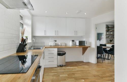 Stylish Modern 2 Bed in Central - Foto 5