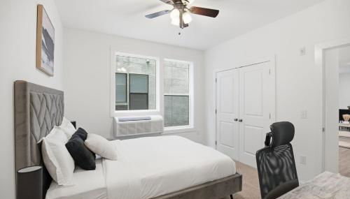 Refreshed 1BR1BA in Fairmount Square - Foto 2