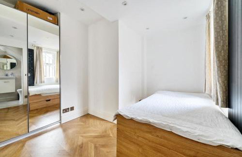 Modern 2 Bedroom Flat with Free Parking - 2 mins from Ascot Racecourse - Foto 5