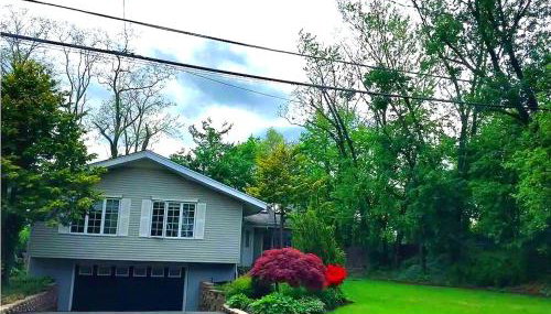 Cozy 4BR 3BA Home- Train to NYC, USOpen, CitiField Mets, MSG, Walk to Harbor & Golf - Foto 4