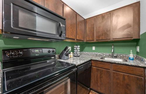 Modern Quirky Apartment Near Medical Center - Foto 9