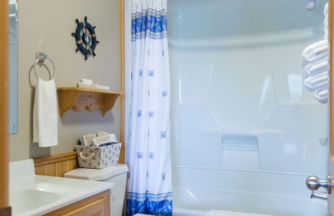 Middle Brook Cottages & Chalets - Photo 59