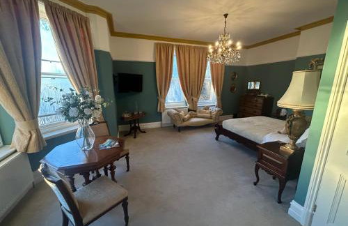 Ashleigh Buxton - Foto 14