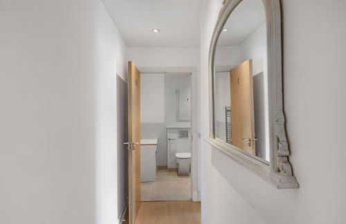3BD Canalside Flat in De Beauvoir Town - Foto 7