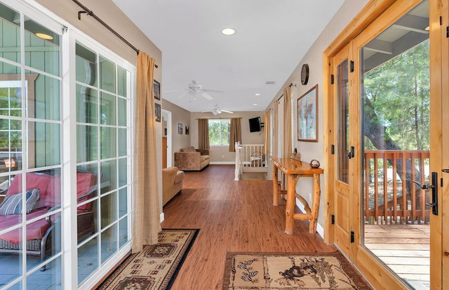 Immersed in Nature! Manzanita Cabin W/hot Tub - Foto 28