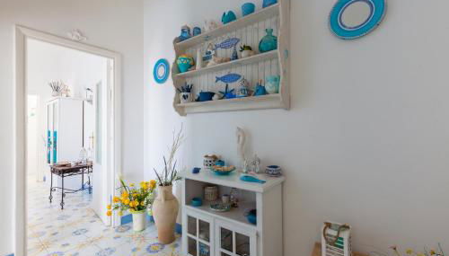 Isabella Massalubrense - Photo 2