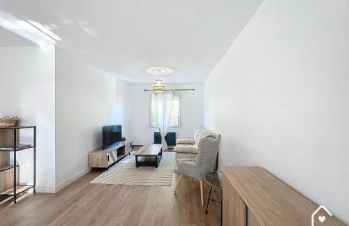 La Dinière - Calme - Jardin - 15mn du Futuroscope - Foto 11