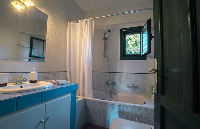 Nerotrivia Villa - Ocean Panorama and Lush Gardens - Foto 10