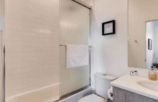 The Highland Square Experience Lohi Townhome With Hot Tub - Foto 12