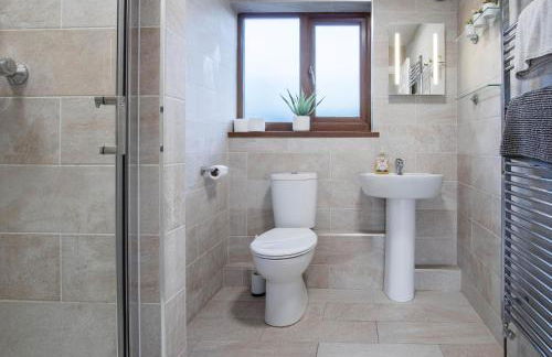 The Beacon - 3 Bedroom Cottage - Ludchurch - Narberth - Photo 40