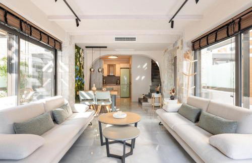 Domenica Diamond Villas - Heated Pool & 80m from the Beach - Foto 8