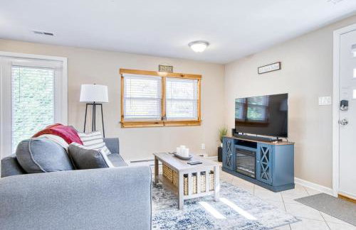 New River Riverfront , Hot Tub & Canoes, Trophy Muskie Fishing , Near VT - Foto 27