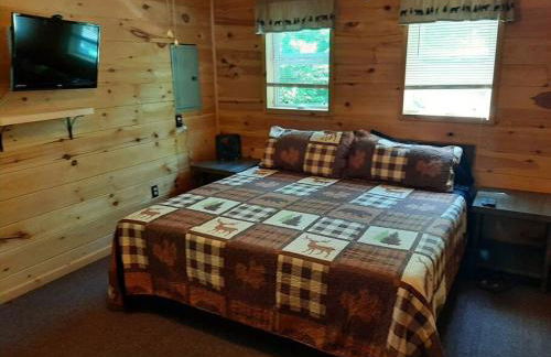 Sunrise Views Cabin with King Bed, Bar & Game Room - Foto 3