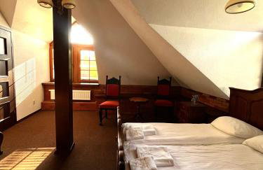 Dwór Sulejów - Photo 13