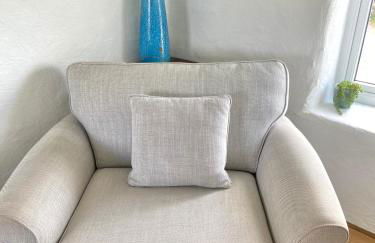 Idyllic Cornish Cottage, Superking bed, private garden dogs welcome - Photo 6