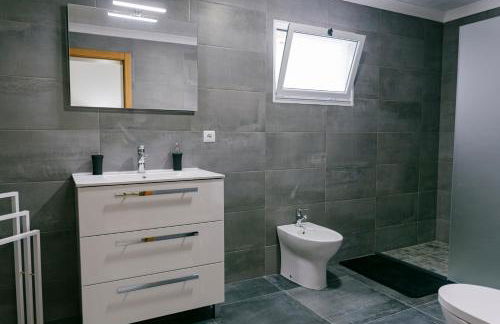 Village House - Photo 11