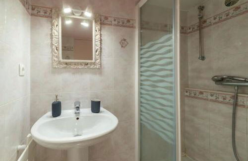 LE SCENARIO - Appt city center with parking - Foto 13