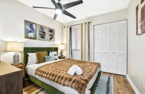 Heritage Haus - Luxe 2BR w Deck, Pets OK, Wi-fi, Near Marietta Sq - Foto 35