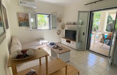 The White Villa - Photo 13
