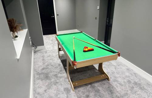 Luxury home 5 bedroom 3 bathroom games room parking - Foto 30