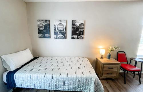 Spacious 3BR Retreat with Pool and Prime Location - Foto 8