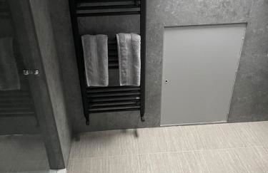 The Welcome Apartment - Photo 11