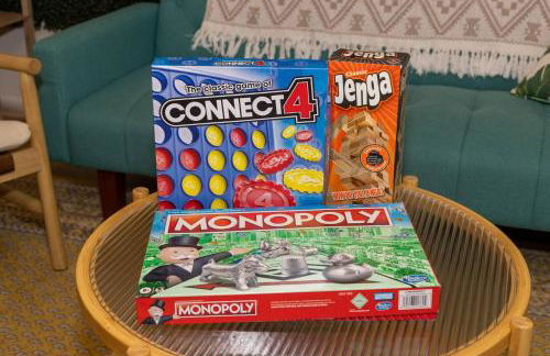 Stylish Condo min from UF & Shands Pets Welcome! - Photo 9