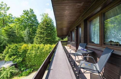 Przytulne Apartamenty w Klimatycznym Domu nad Białką w Otoczeniu Górskich Krajobrazów by Noclegi Renters - Foto 61