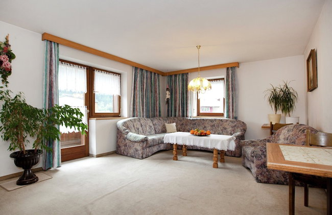 Apartment in Pettneu Near St. Anton Ski Slopes - Foto 13