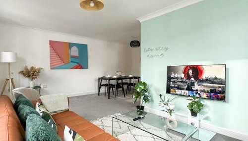 Luxury 2 Bedroom City Centre Apartment - Secure Parking - Amazing location! - Foto 2