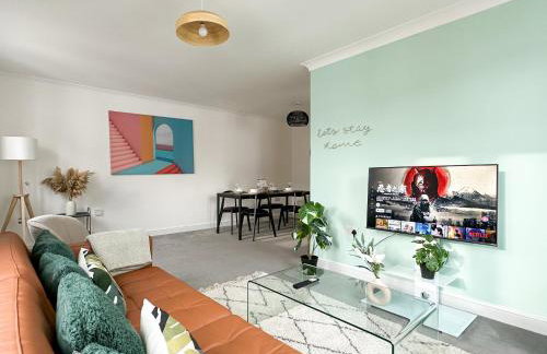 Luxury 2 Bedroom City Centre Apartment - Secure Parking - Amazing location! - Foto 2