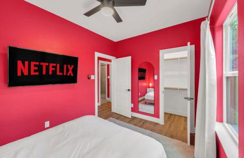 Viral Pink Home Houston B Hot Tub NRG Med Ctr - Foto 2