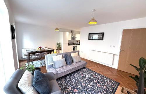 Issara Apartments 41 - Great location & Private Parking - Foto 4