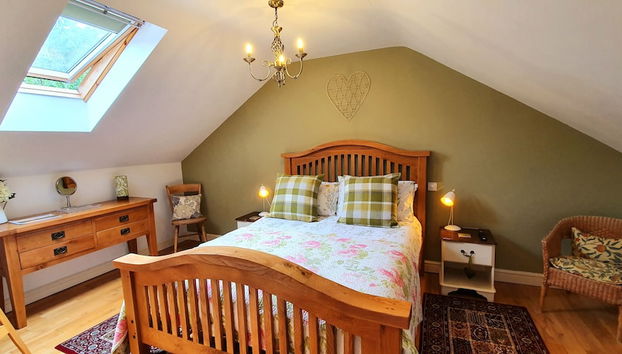 Vale View Cottages - The Stables - Photo 2, Primary image